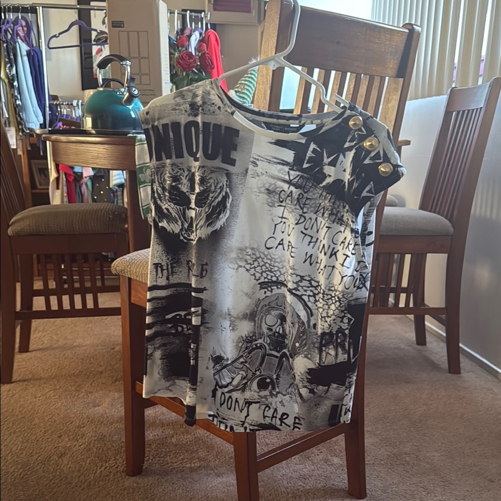 Balmain Black and White Short Sleeve Tee